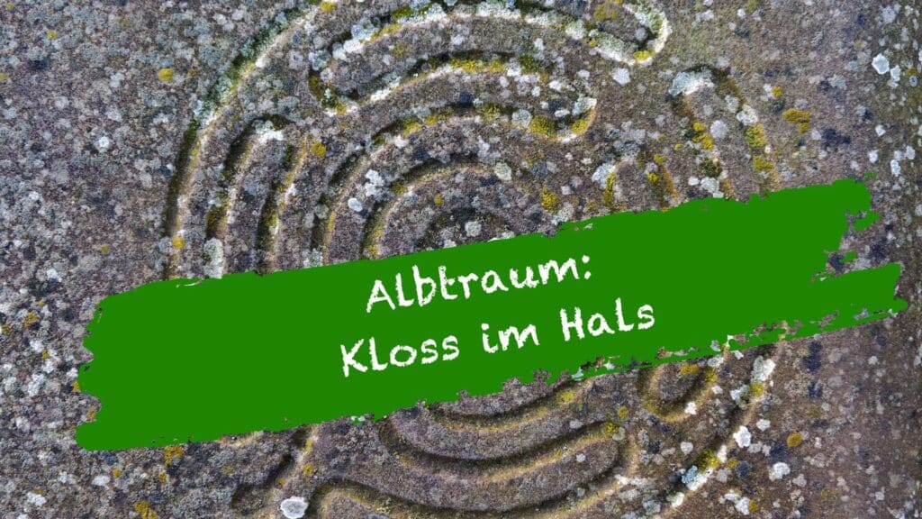 Albtraum Kloss im Hals: Steinlabyrinth und Titelgrafik