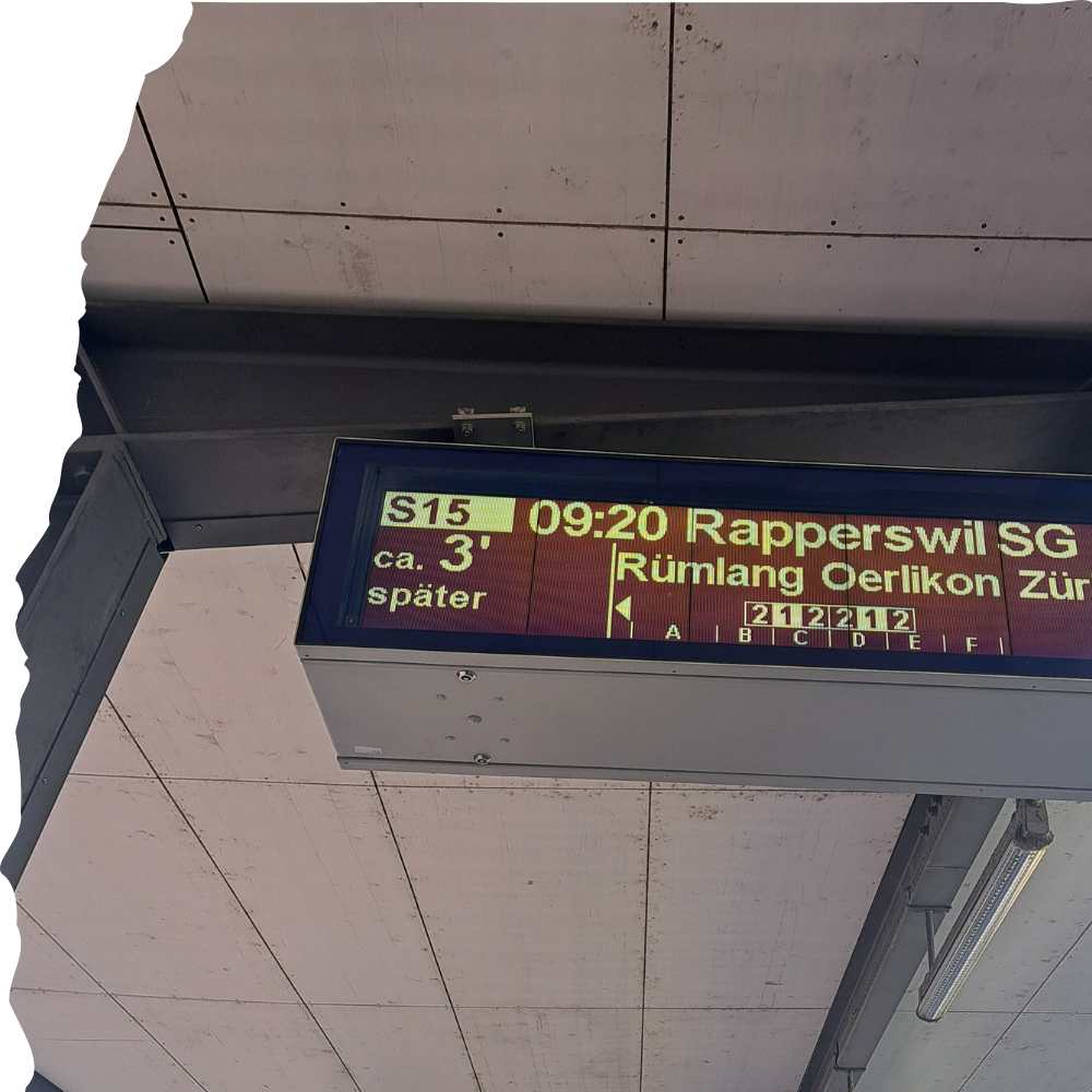 Verspätungsmeldung am Bahnhof